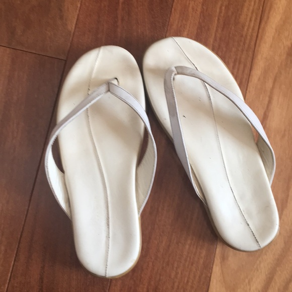 Comfy flip flops from Spain - Picture 2 of 3